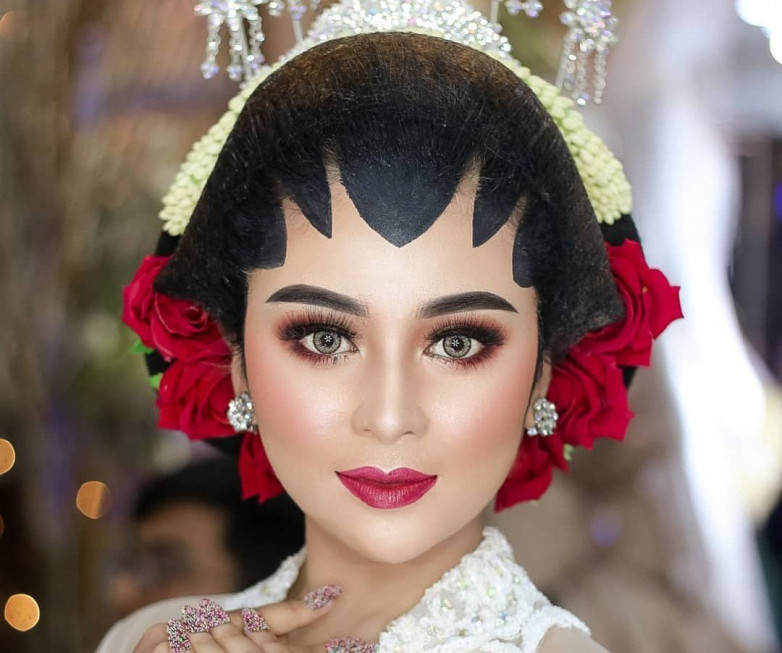 Tips Makeup Pengantin Flawless Menarik Bikin Makin Cantik Tips Makeup Pengantin Flawless Menarik Bikin Makin Cantik