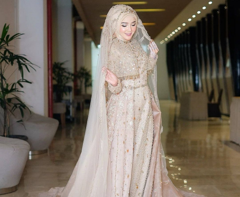 Tips Sewa Gaun Pengantin Muslimah Modern Sekaligus Rekomendasi Vendor Tips Sewa Gaun Pengantin Muslimah Modern Sekaligus Rekomendasi Vendor